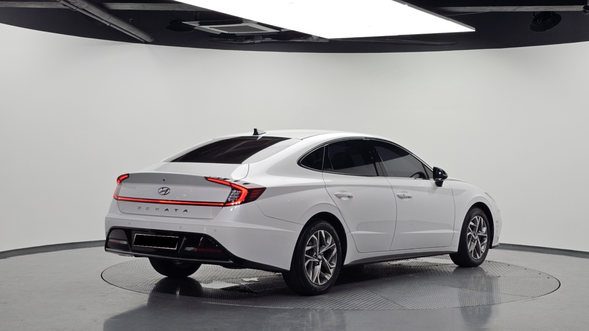Hyundai Sonata, 2022 — фото 2 из 12