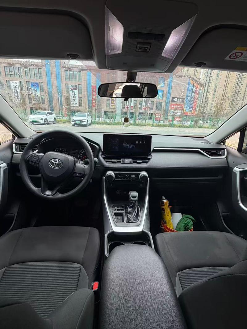 Toyota Wildlander, 2023 — фото 6 из 10