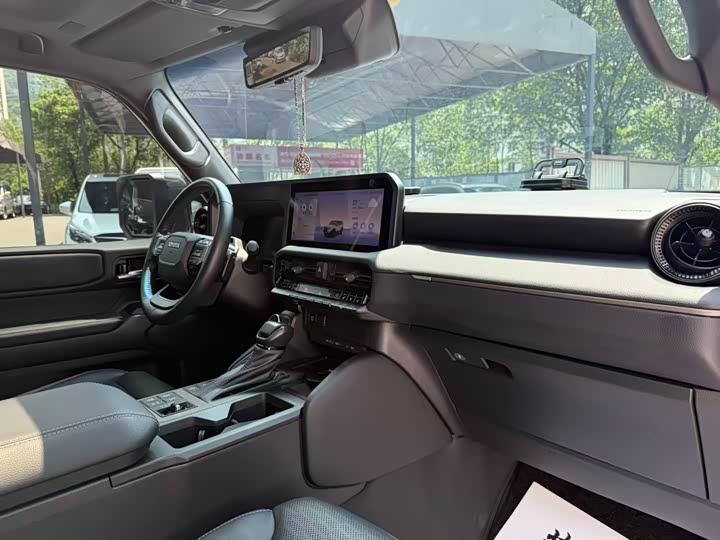 Toyota Prado, 2025 — фото 9 из 9