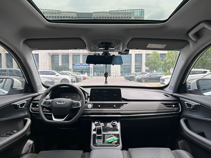 Chery Tiggo 8, 2023 — фото 8 из 9