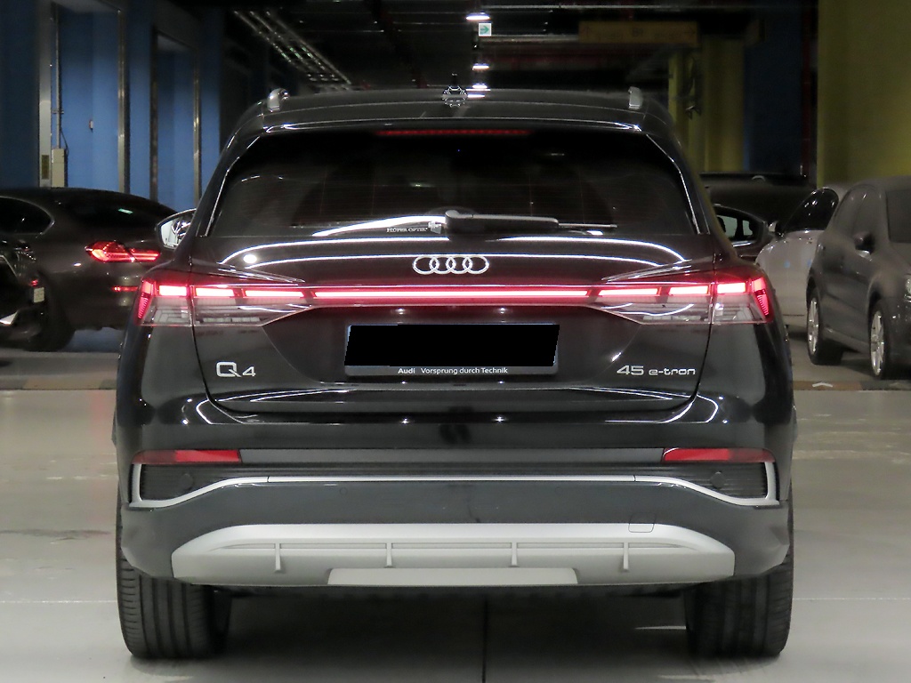 Audi Q4 e-tron, 2025 — фото 3 из 12