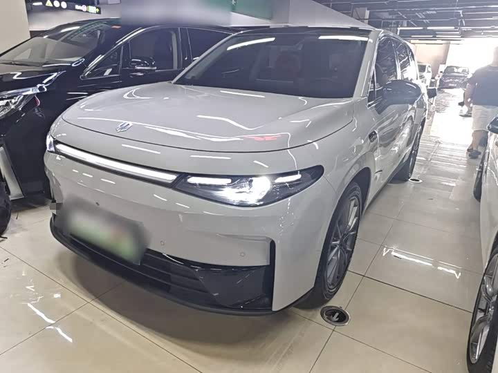 Leapmotor C10, 2025 — фото 2 из 9
