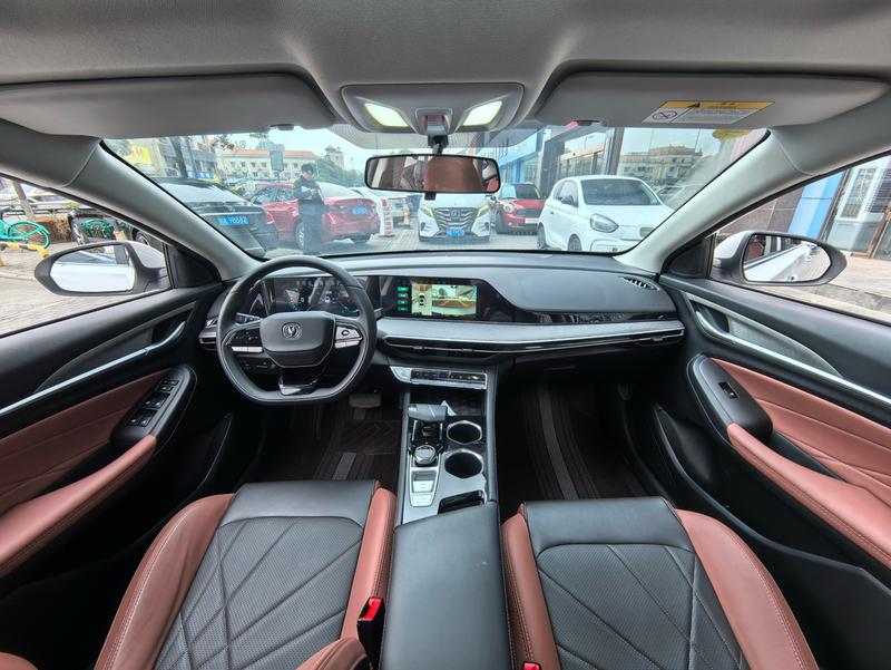 Changan Eado Plus, 2024 — фото 8 из 12