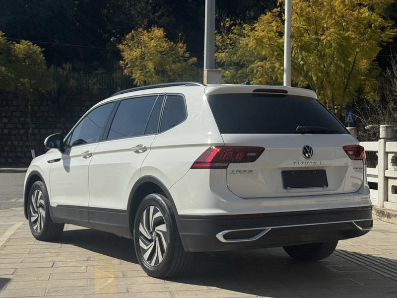 Volkswagen Tiguan L Pro, 2022 — фото 5 из 12