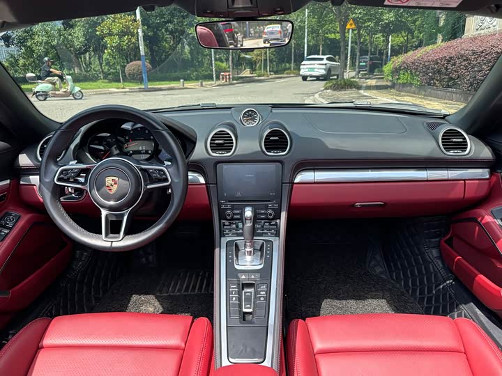 Porsche 718, 2023 — фото 8 из 9