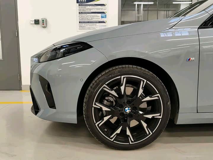 BMW 2 Series, 2025 — фото 8 из 9