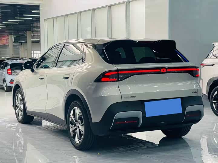 Changan Qiyuan (Nevo) Q05, 2026 — фото 4 из 9
