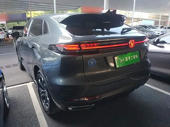Changan UNI-K Hybrid, 2023 — фото 5 из 9