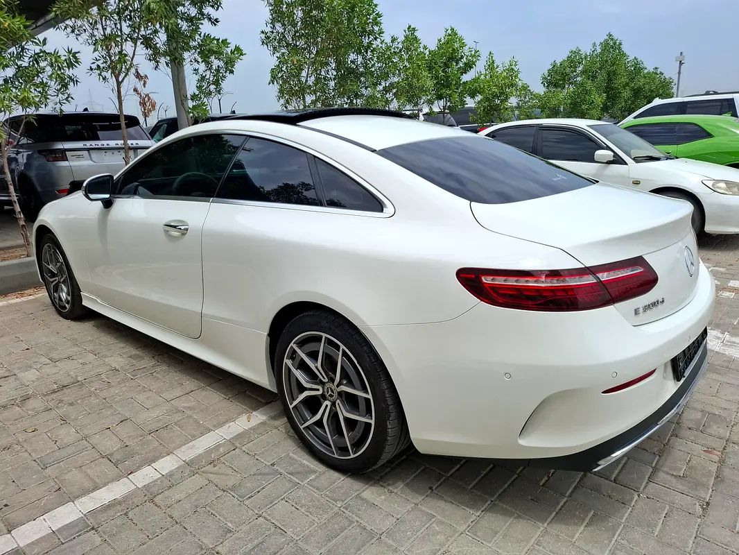 Mercedes-Benz E-Class, 2023 — фото 6 из 10
