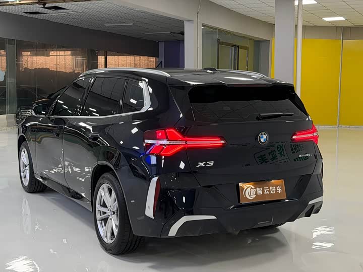 BMW X3, 2025 — фото 7 из 9