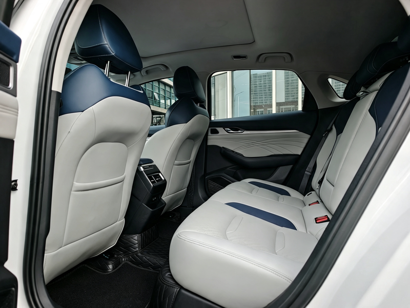 Geely Preface, 2023 — фото 7 из 8