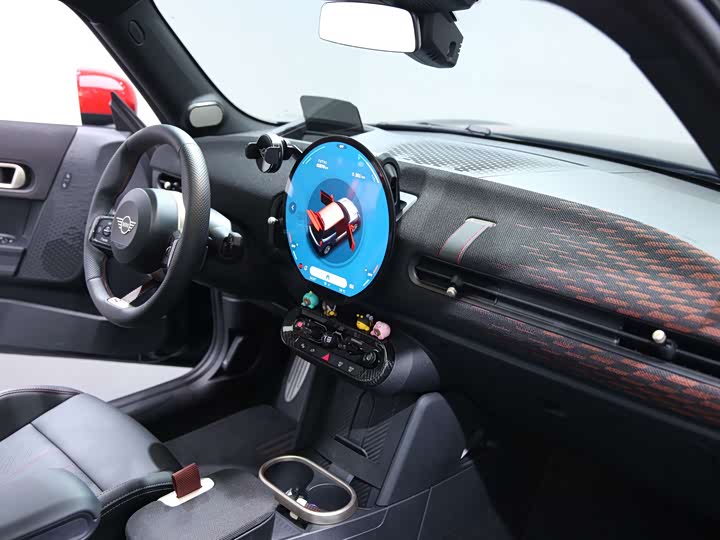 Mini Mini JCW, 2025 — фото 6 из 9