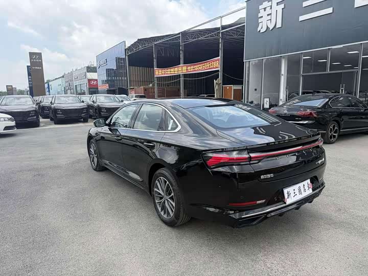 Geely Preface L, 2025 — фото 8 из 9