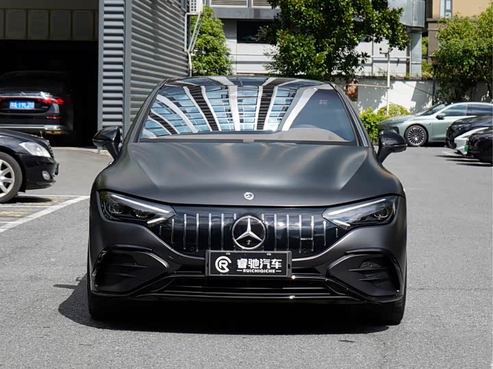 Mercedes-Benz EQE AMG, 2024 — фото 2 из 9