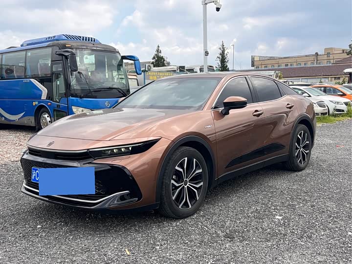 Toyota Crown SportCross, 2023 — купить в Санкт-Петербурге под ключ