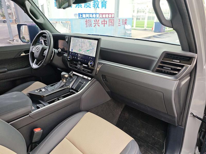 Lexus GX, 2024 — фото 8 из 12