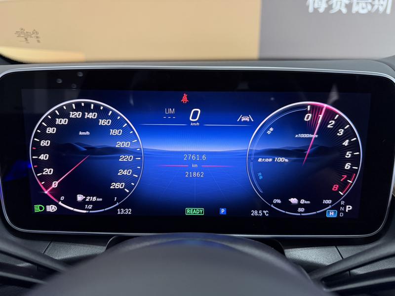 Mercedes-Benz GLC-Class Hybrid, 2025 — фото 10 из 12