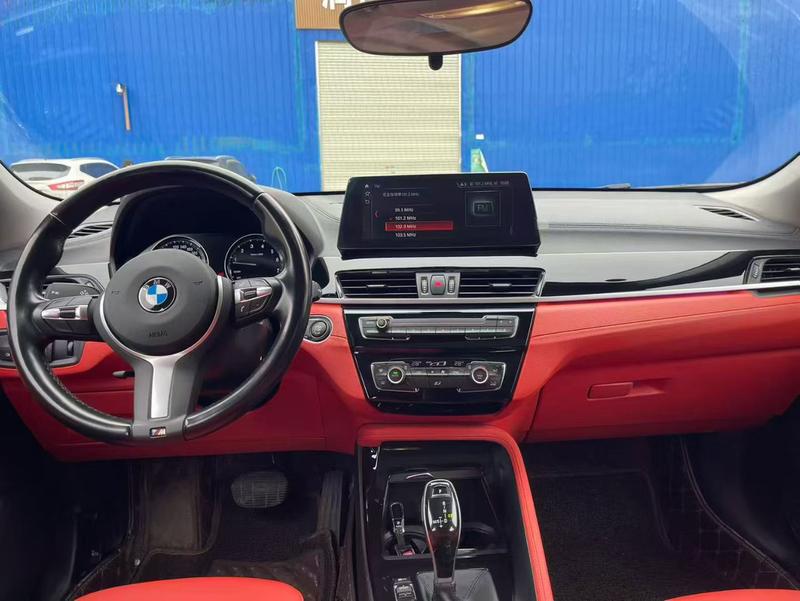 BMW X2, 2022 — фото 7 из 10