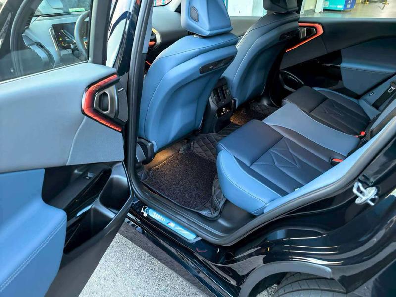 BMW X3, 2025 — фото 8 из 9