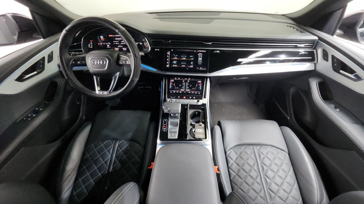 Audi Q8, 2025 — фото 6 из 12