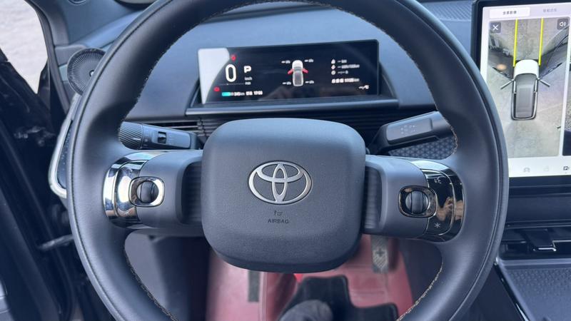 Toyota bZ3X, 2025 — фото 10 из 12