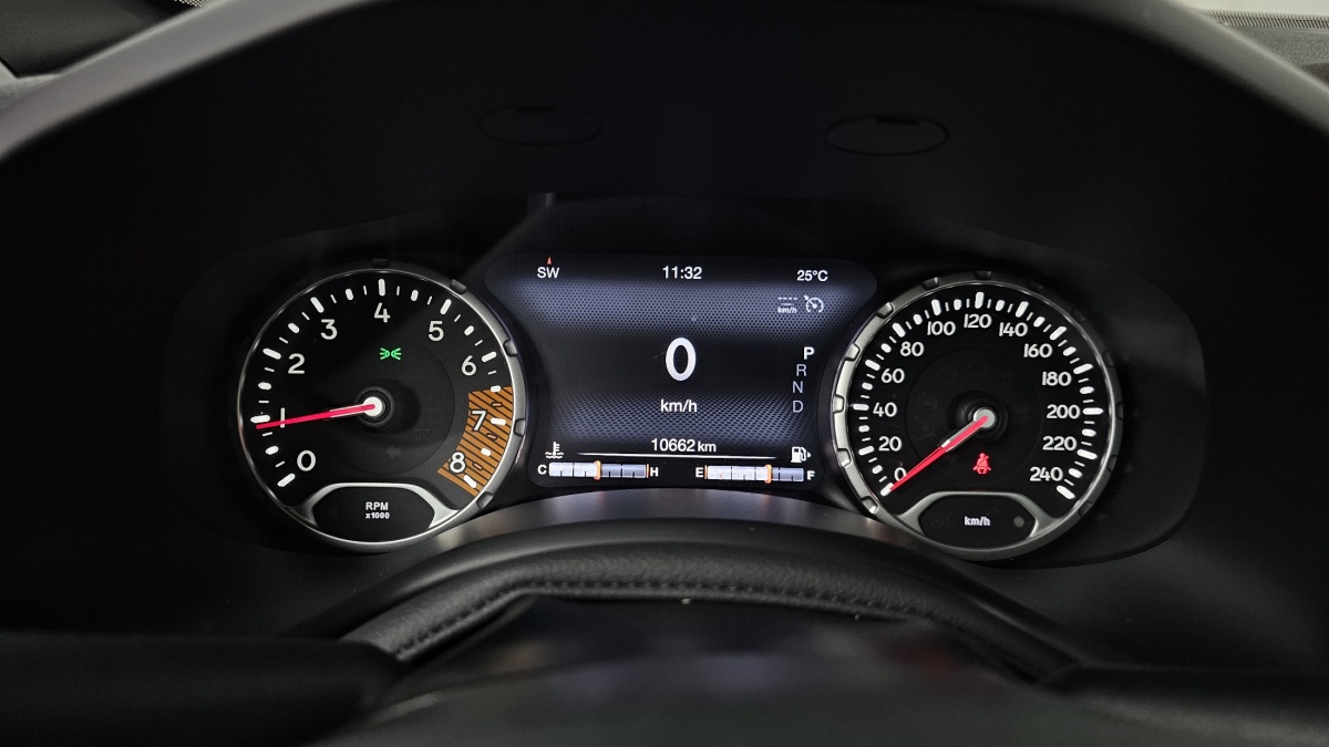 Jeep Renegade, 2022 — фото 7 из 12