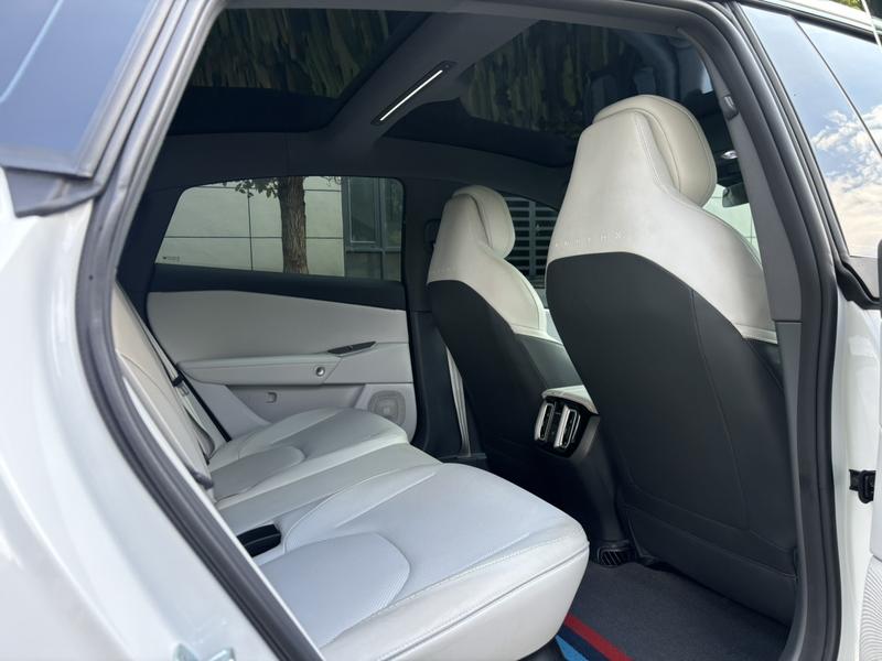 BAIC Arcfox Alpha S5, 2025 — фото 10 из 12