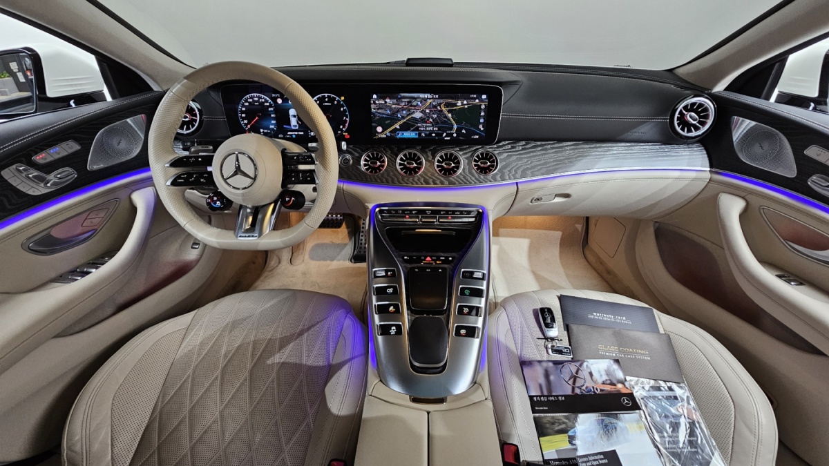 Mercedes-Benz AMG GT, 2023 — фото 6 из 12