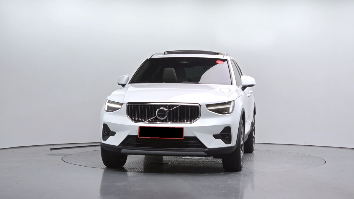 Volvo XC40, 2024 — фото 3 из 12