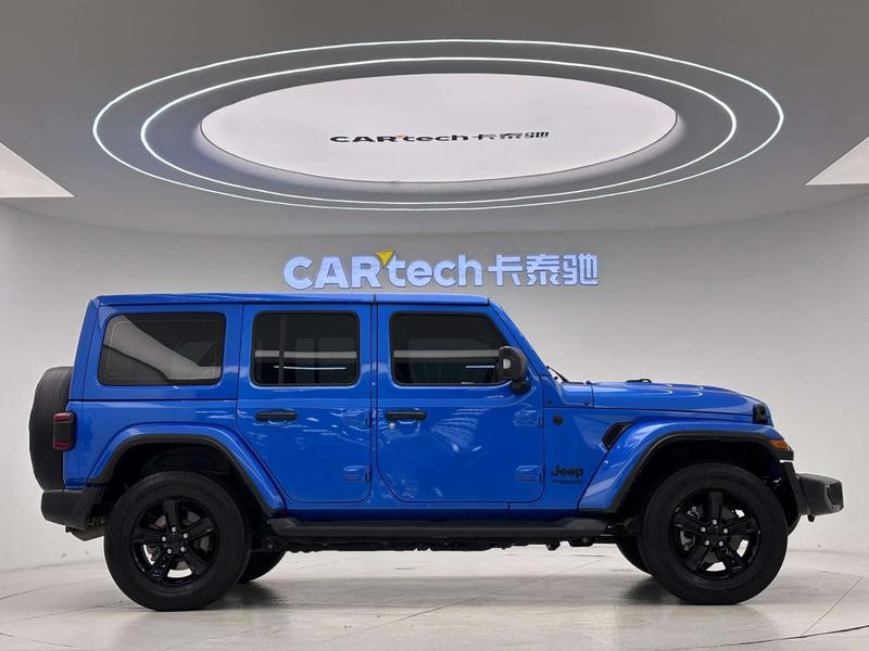 Jeep Wrangler, 2023 — фото 8 из 12
