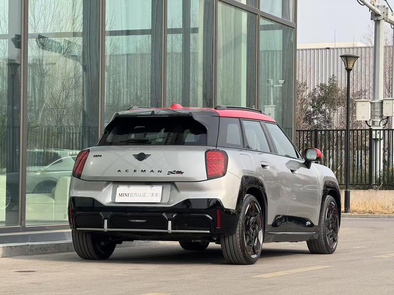 Mini Aceman JCW, 2026 — фото 4 из 12