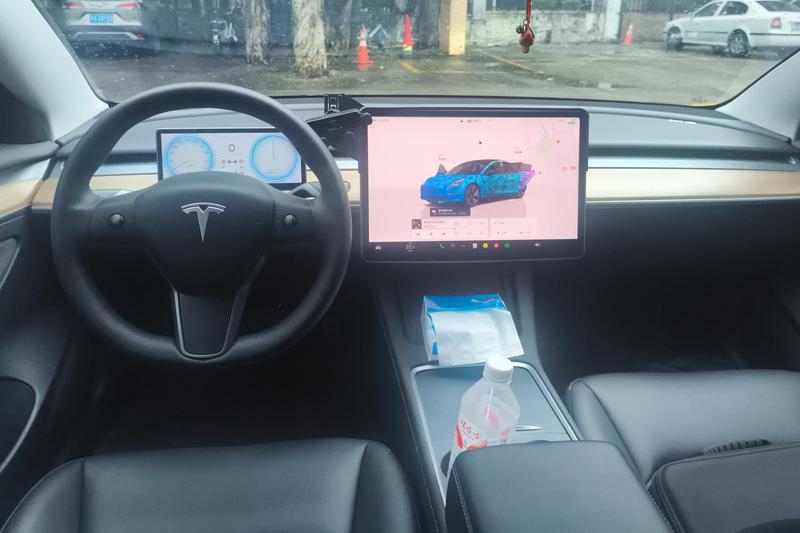 Tesla Model 3, 2022 — фото 7 из 12