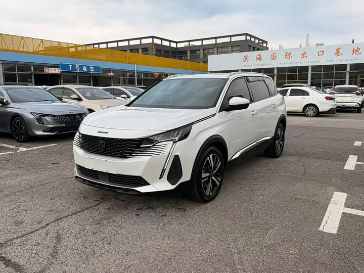 Peugeot 5008, 2023 — купить в Ульяновске под ключ