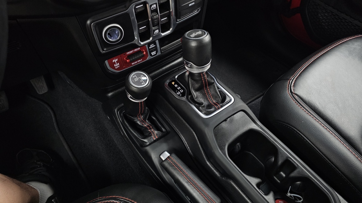 Jeep Wrangler, 2022 — фото 8 из 12
