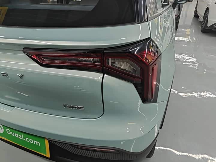 Geely Geometry E Firefly, 2022 — фото 8 из 9
