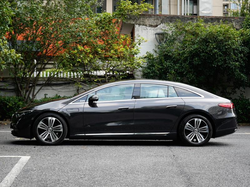 Mercedes-Benz EQS, 2023 — фото 3 из 12