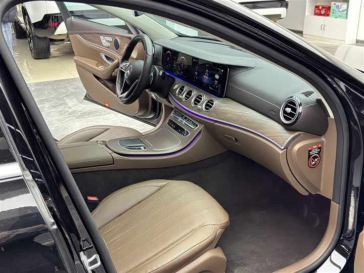 Mercedes-Benz E-Class Hybrid, 2022 — фото 8 из 9