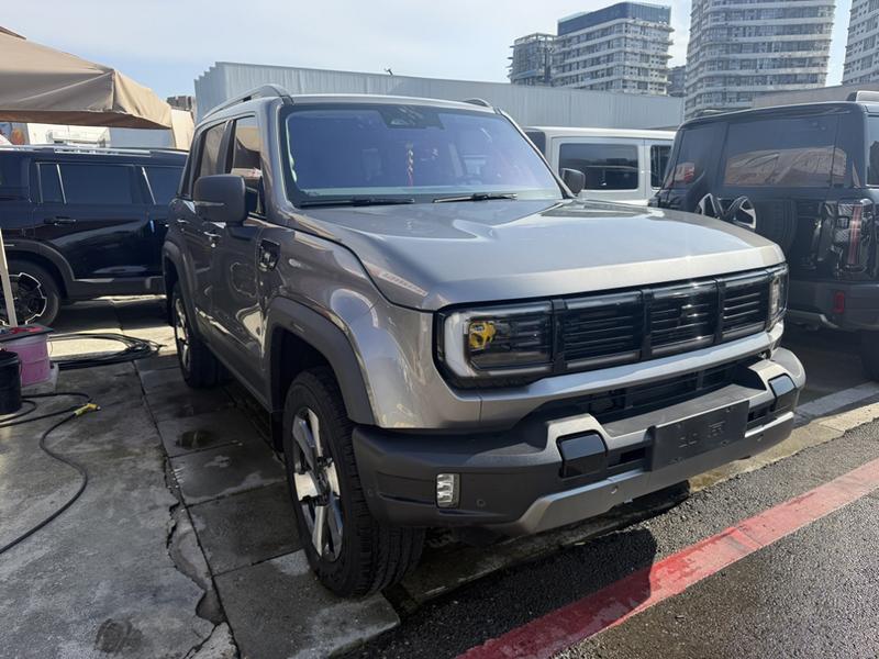 BAIC Beijing BJ40 Hybrid, 2025 — фото 3 из 12
