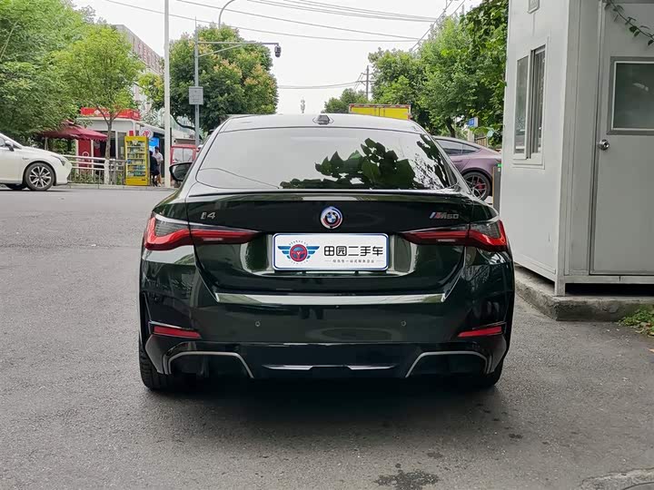 BMW i4, 2022 — фото 5 из 9