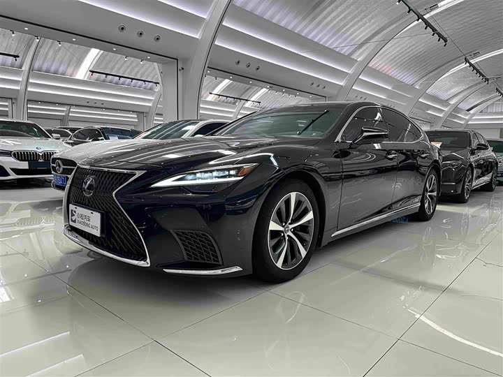 Lexus LS, 2022 — купить в Владимире под ключ