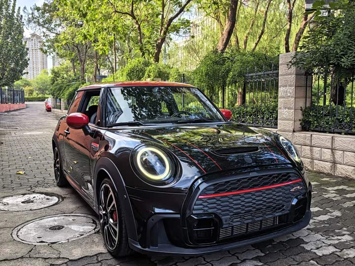 Mini Mini JCW, 2021 — фото 7 из 9