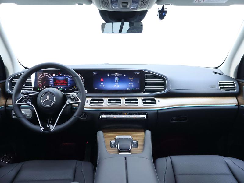 Mercedes-Benz GLE-Class Hybrid, 2023 — фото 10 из 12