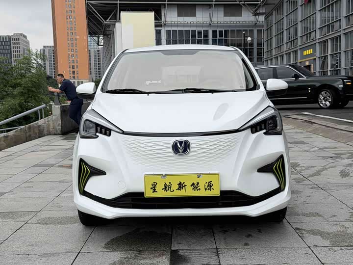 Changan BenBen E-Star, 2022 — фото 2 из 9