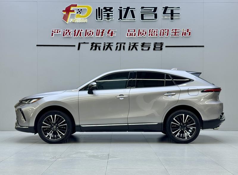 Toyota Venza, 2022 — фото 3 из 10