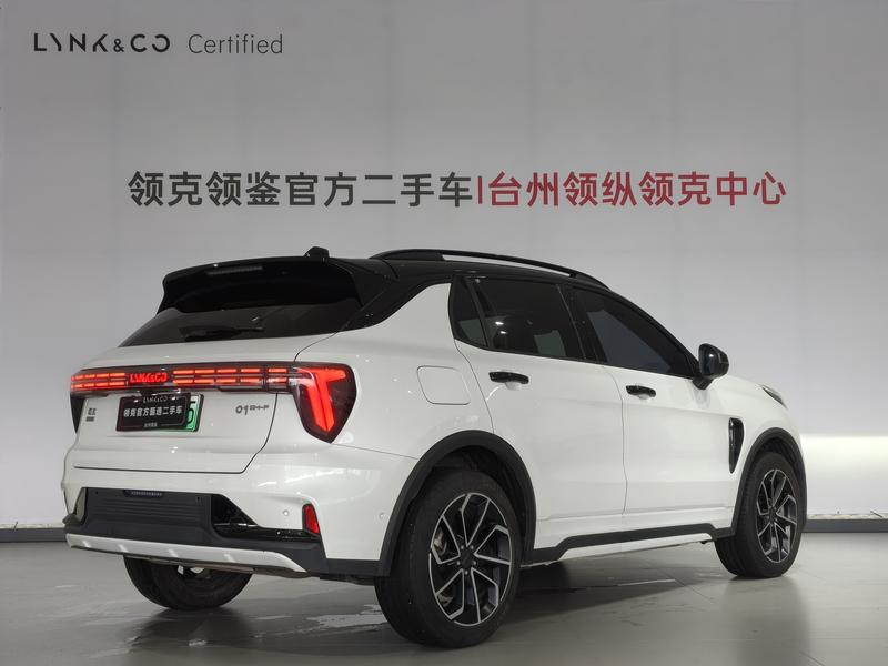 Lynk & Co 01 EM-P Hybrid, 2022 — фото 5 из 12