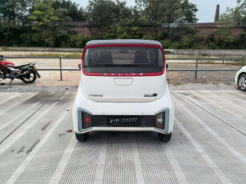 Wuling Nano EV, 2021 — фото 5 из 8