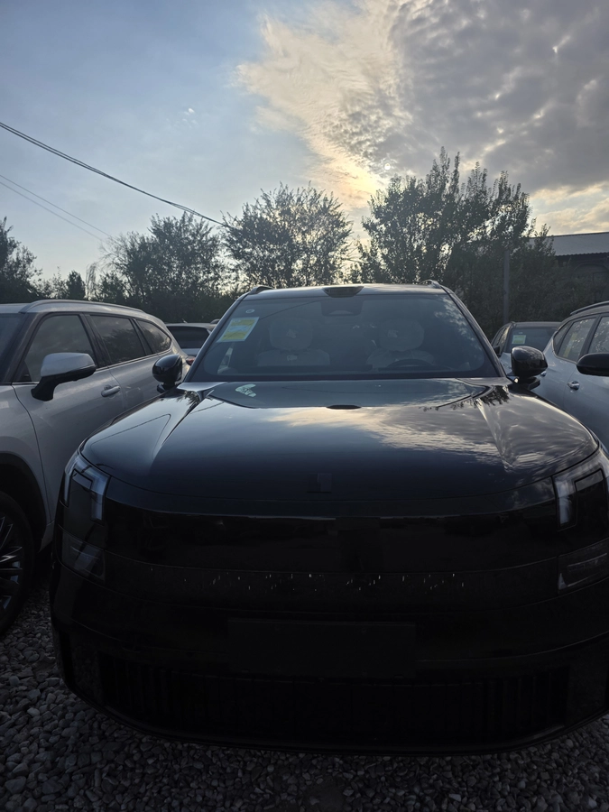 Lynk & Co 900, 2026