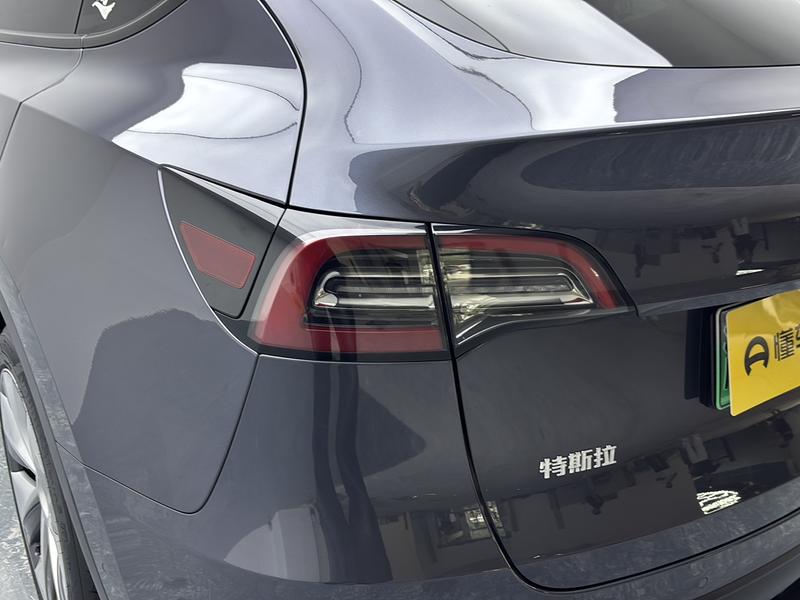 Tesla Model Y, 2022 — фото 10 из 12