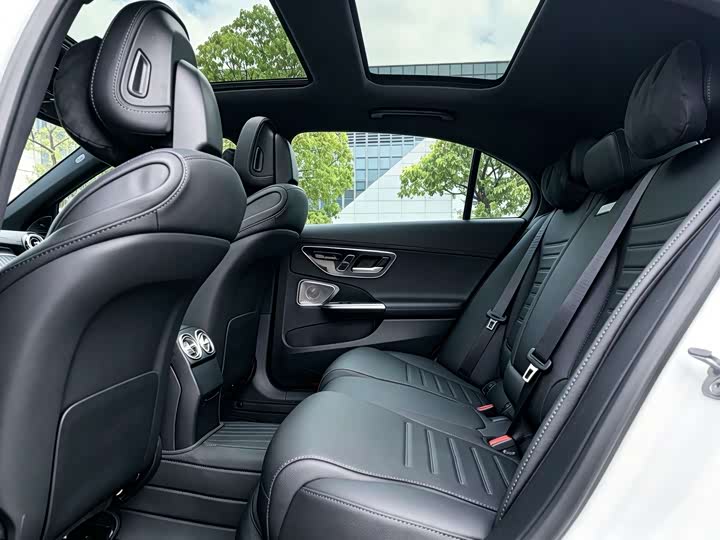 Mercedes-Benz C-Class, 2026 — фото 6 из 9