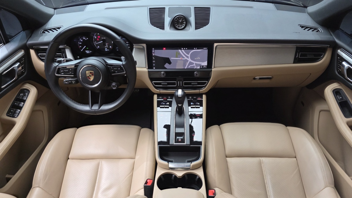 Porsche Macan, 2023 — фото 6 из 12